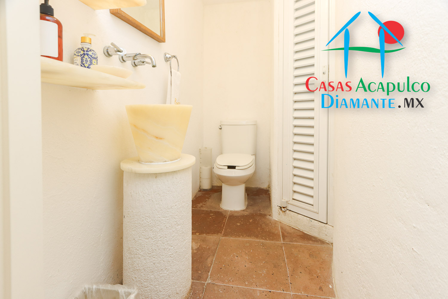 Brisas del Marqués Los Celajes 20 - Baño de visitas antes de Otis 1